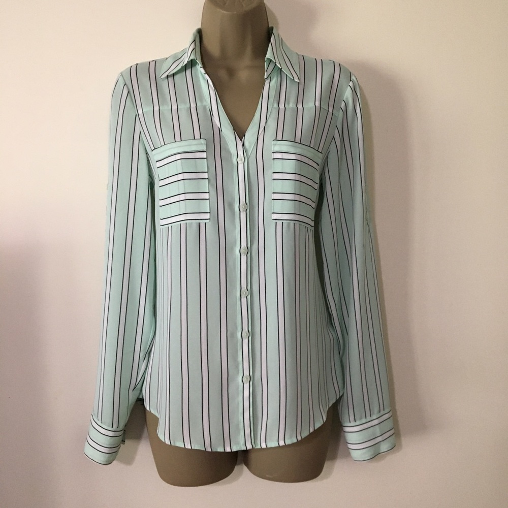 Express two pocket Portofino shirt. Size XS
